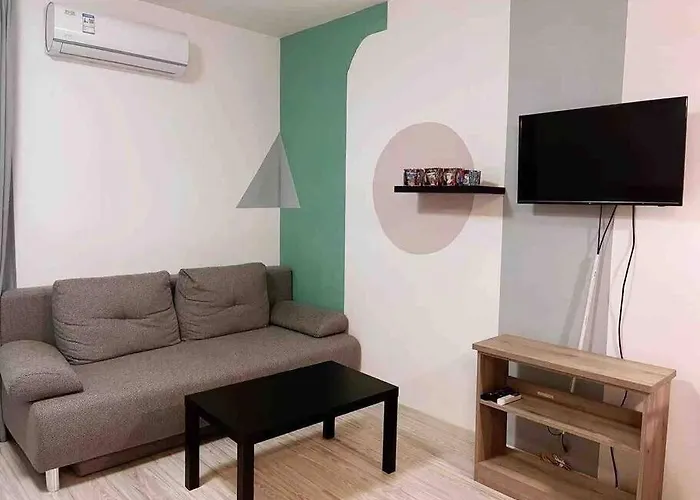 Corvin Cozy And Peaceful Apartment 313